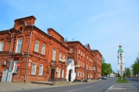 Красный дом 2.jpg